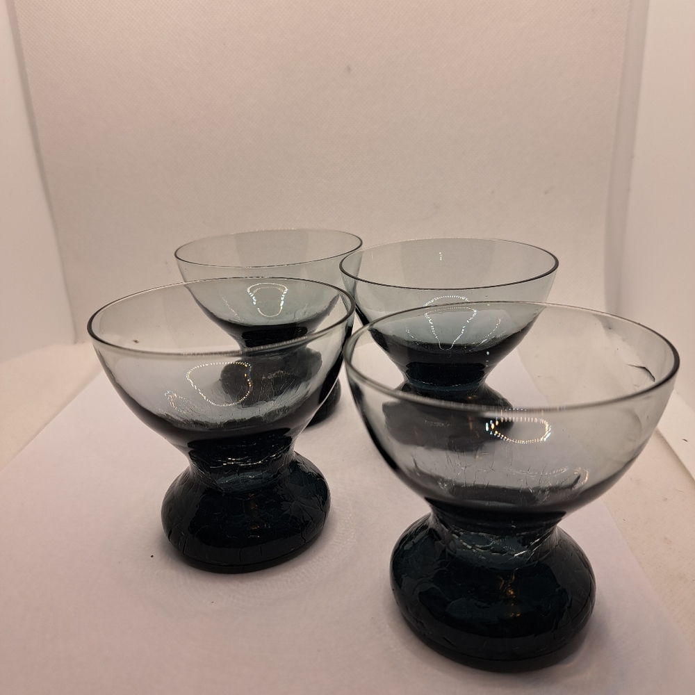 Set of 4 vintage Morgantown glasses.